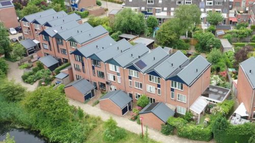 Nieuwegeiners maken deel wijk asbestvrij en verduurzamen 51 huizen