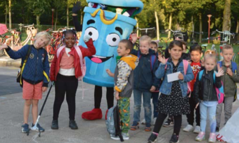 Leerlingen van Beatrixschool en Krullevaar ruimen heel veel zwerfafval op