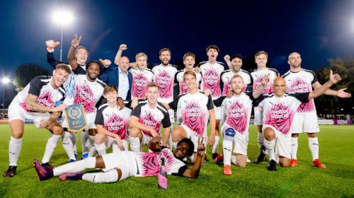 Creators FC speelt wedstrijd voor bevolking van Oekraïne