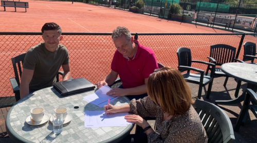 Broekhuis en TennisDirect nieuwe sponsors van Tennisvereniging Rijnhuyse