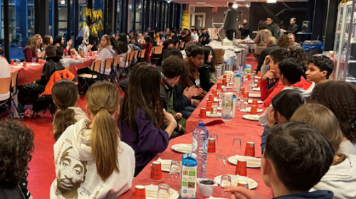 Iftar-maaltijd op het Cals College in Nieuwegein