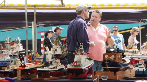 Varende modelboten bij Museumwerf Vreeswijk op Hemelvaartsdag
