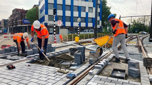 Puntjes op de i voor trambaan City Nieuwegein