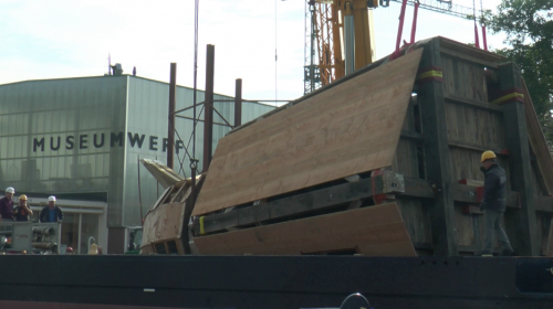 Dertig ton wegende replica van de stadscraen vervoerd uit Vreeswijk