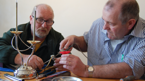 Repair Café Nieuwegein wenst iedereen duurzame feestdagen