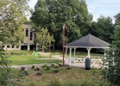Van verregende kerstmarkt naar Yule, winterfeest vol licht in Kokkebogaard