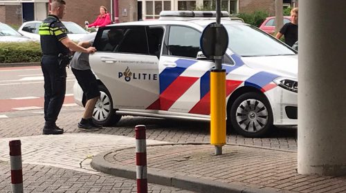 OM eist taakstraf tegen automobilist die hard over de drukke dinsdagmarkt op het Muntplein reed