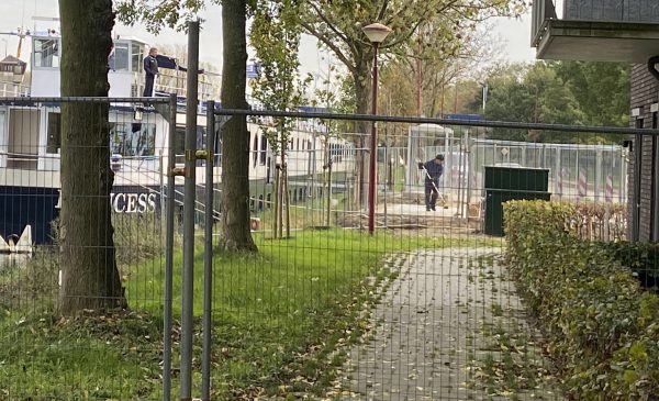 Jan met de Pet: ‘Nieuwegein moet voor 2024 nog 102 statushouders huisvesten’