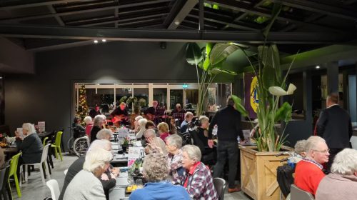 Geslaagde Lionsavond voor de AHN, Zonnebloem en de Galecopperband