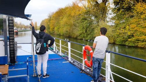 Opvang vluchtelingen op schip stopt