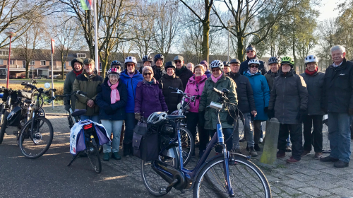 Fietsclub trapt al 8 jaar samen door weer en wind