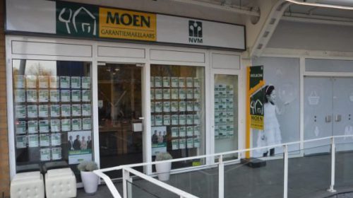 Moen Garantiemakelaars houdt Open Huis tijdens bij kaarslicht