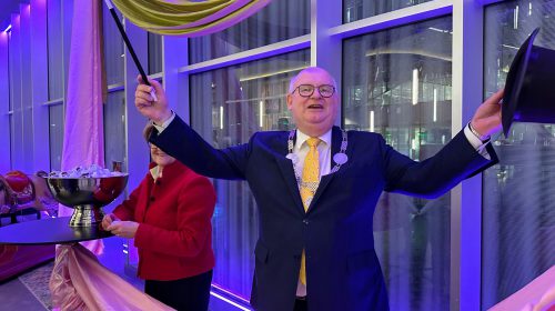 Oud burgemeester Frans Backhuijs aan de slag in Leusden