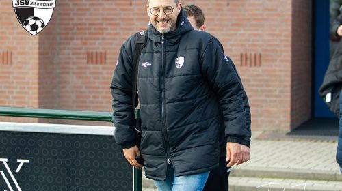 Trainer Henri Berghoef verlaat JSV