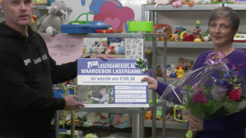 Speelgoedbank Nieuwegein blij verrast met kinderfeestje van Lasergame Kids