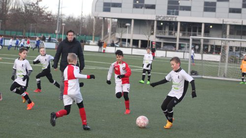 JSV JO10-1 – Zwaluwen JO10-2: ‘Doelpunten maak je samen’