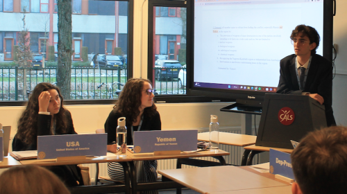 Geslaagde achtste editie van CalsMUN in Nieuwegein