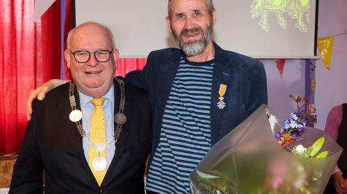 Vrijwilliger Peer van Halderen lid in de Orde van Oranje Nassau