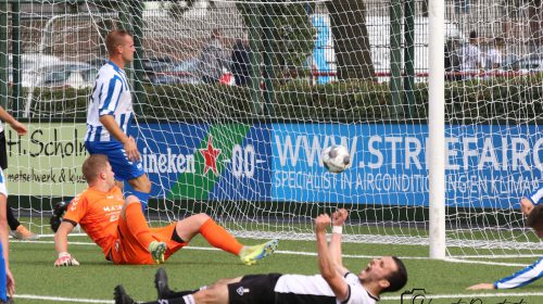 JSV1 biedt spektakel maar doet zichzelf ook tekort tegen het eerste team van Lopik