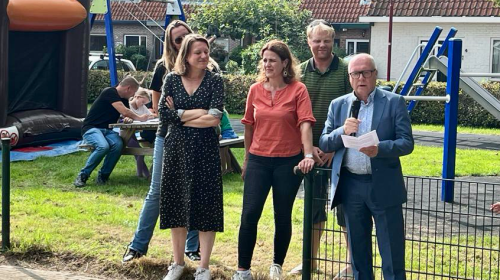 Extra feestelijke buurt bbq in Jutphaas