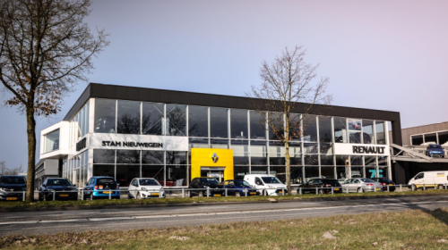 Stam Nieuwegein blijft alsmaar doorgroeien met Oscar Autoverhuur