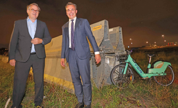 Minister van Infrastructuur en Waterstaat Mark Harbers bezocht de VVD in Nieuwegein
