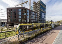 Werkzaamheden: schoonzuigen groeven trambaan