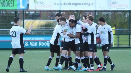 Burenruzie leidt tot gelijk spel voor het eerste team van JSV
