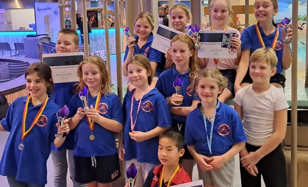 Jongste schoonspringers van Aquarijn actief