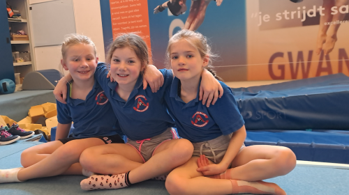 Meerdere gouden, zilveren en bronzen medailles Circuitwedstrijd 1 voor schoonspringers Aquarijn