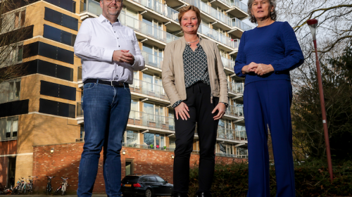 Jutphaas Wonen en Woonin ontvangen vergoeding van Gemeente Nieuwegein voor sneller duurzaam maken van sociale huurwoningen
