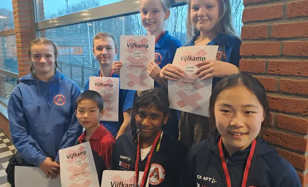 Schoonspringers Aquarijn maken goede start bij de 5-kamp