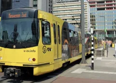 Oude SUNIJ tram wordt geveild en komt niet als deel in het Atrium van het Stadshuis
