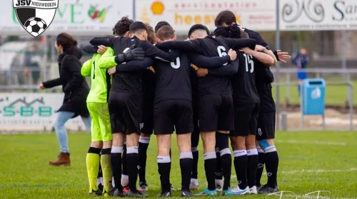 Lopik – JSV: ‘Een blamage: 5 – 0’