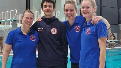 Druk weekend voor schoonspringers Zwemvereniging Aquarijn