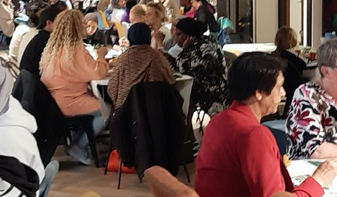 Burenhart, de Vrouwenclub en Buddy to Buddy vinden elkaar tijdens Iftar