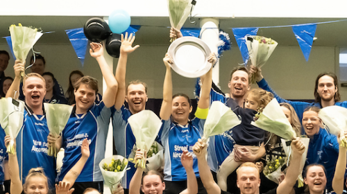 Korfbalvereniging Koveni is zaalkampioen en promoveert naar de 2e klasse