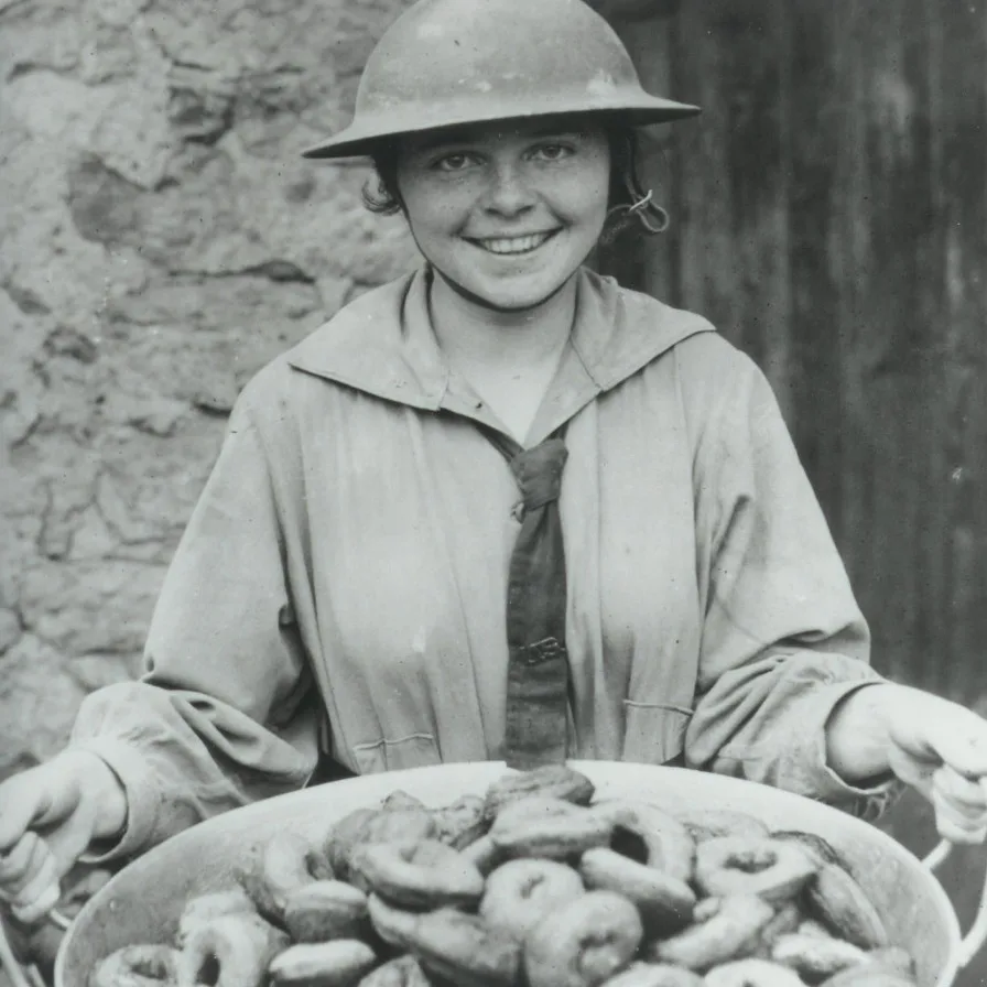 Een 'doughnut dolly' in de Eerste Wereldoorlog