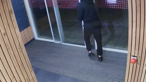 Explosie bij flatwoning in Nieuwegein, politie zoekt getuigen