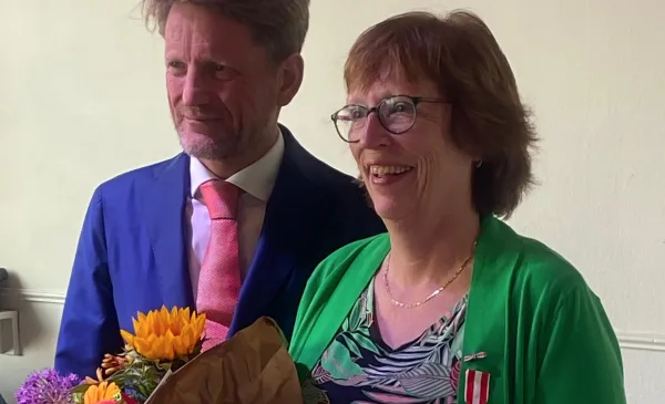 Nieuwegeinse Laurien Ebbenhorst krijgt Medaille van Verdienste in Zilver