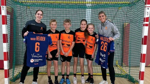 Oranje handbaldames trainden in Nieuwegein