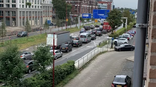 Nieuwegein compleet vastgelopen door werkzaamheden A2: ‘Van Nieuwegein Noord naar Vreeswijk 1,5 uur gedaan’