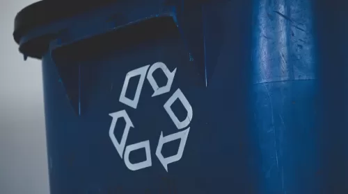 Container huren voor een efficiënte schoonmaak