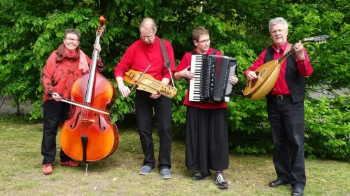 Wijkcafé met muziek in de Componist