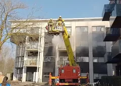 Flatbrand Krijtwal onder controle, appartement flink beschadigd