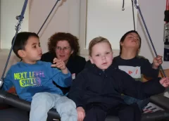 Burgemeester helpt bij Reinaerde Skippy tijdens NLdoet