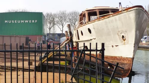 Het oorlogsjournaal van zeegaand motorjacht Tjerk Hiddes