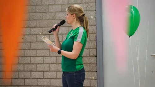 Column SportID van de week: ‘De Avond4Daagse: Van wandeltocht naar snoeptocht’