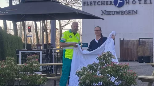 Fletcher Hotel Nieuwegein ondersteunt Dierenambulance Vianen e.o.
