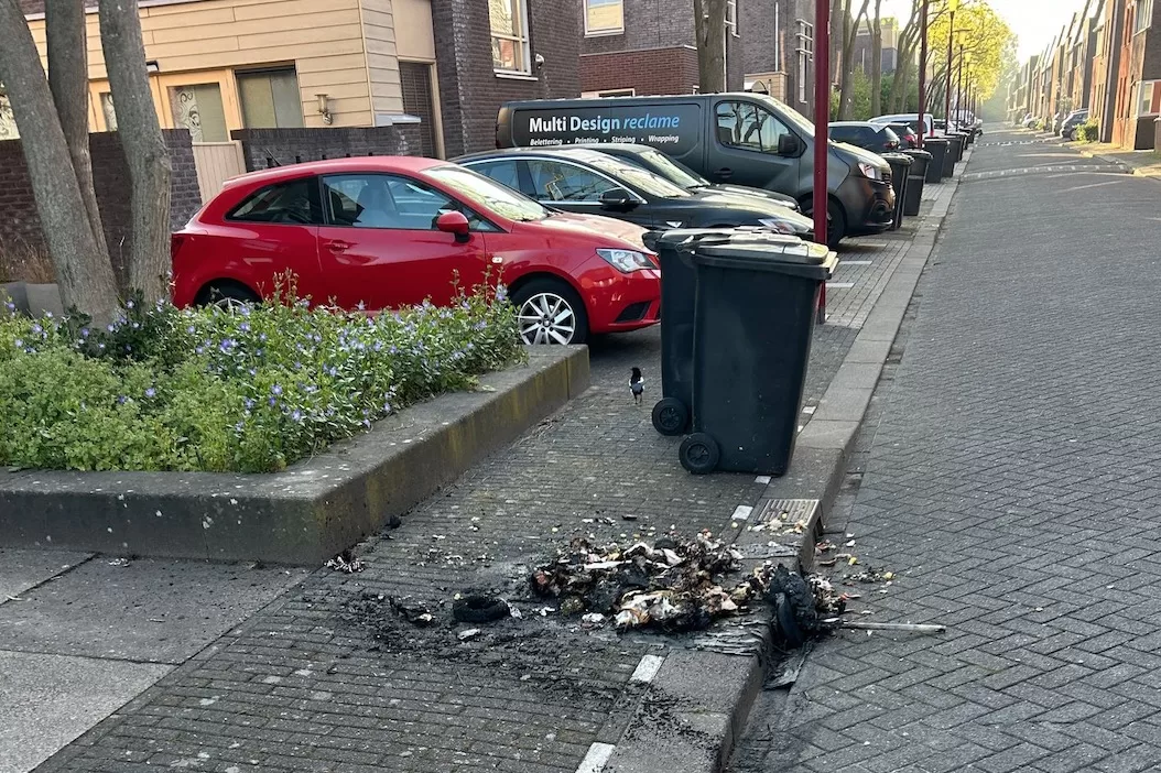 klikko in brand gestoken Blokhoeve